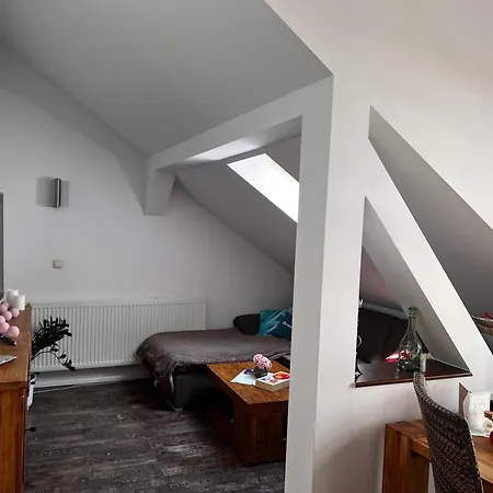 Idyllisches Kleines Haus Ferienwohnung In Direkt An Der Saale