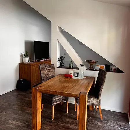 Idyllisches Kleines Haus Ferienwohnung In Direkt An Der Saale Iéna
