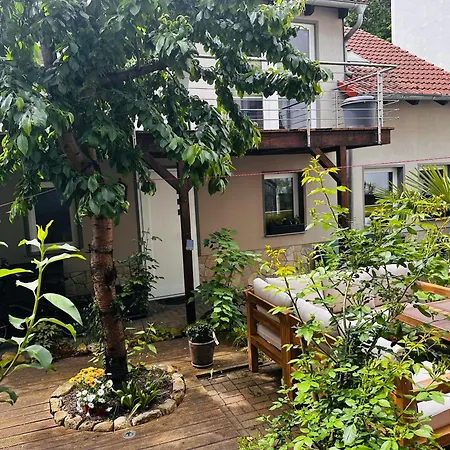 Idyllisches Kleines Haus Ferienwohnung In Direkt An Der Saale Jena